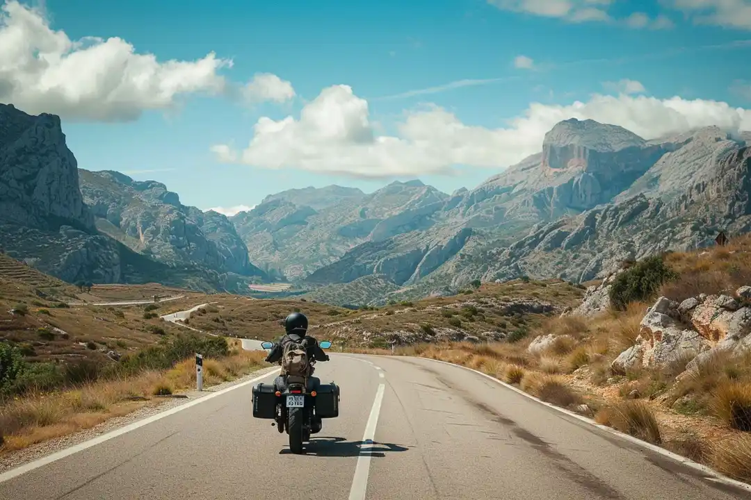 5 reasons to join a guided motorcycle tour